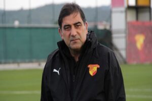 S&uuml;per Lig'de &ccedil;arşamba g&uuml;n&uuml; G&uuml;rsel Aksel Stadı'nda Trabzonspor'u konuk edecek