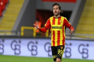 Süper Lig’de son olarak Fatih Karagümrük’le deplasmanda 1-1 berabere kalan