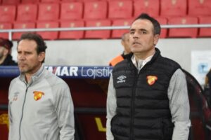 G&ouml;ztepe'nin iki teknik adamı Ekrem Dağ ve Şakir &Ouml;zkayımoğlu bu