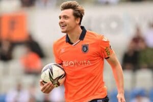 G&ouml;ztepe, g&ouml;z&uuml;n&uuml; transfere &ccedil;evirdi. Ara transfer d&ouml;neminin geride kalan b&ouml;l&uuml;m&uuml;nde