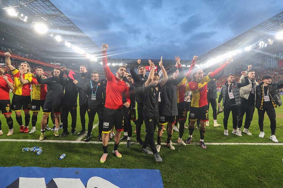 SPOR Toto Süper Lig'de sezonun ilk yarısını 15 puanla düşme