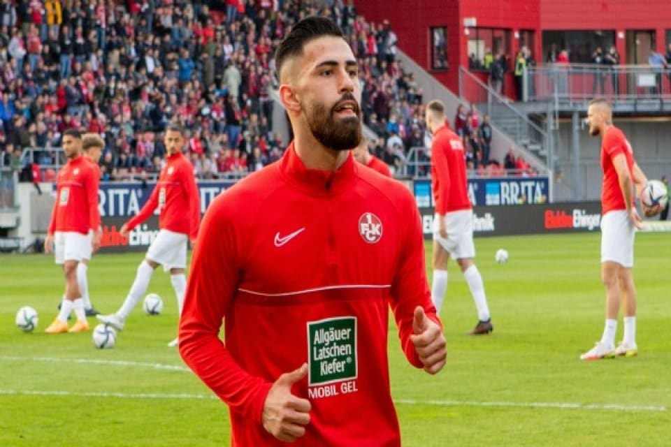 Spor Toto 1. Lig ekiplerinden G&ouml;ztepe, Kaiserslautern'den 24 yaşındaki orta
