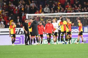   Spor Toto Süper Lig'in 14'üncü haftasında Göztepe evinde Fenerbahçe