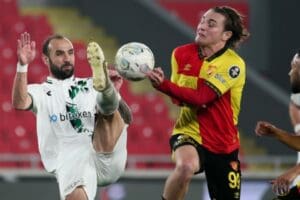 Son olarak seyircisiz ma&ccedil;ta evinde Sakaryaspor'a 1-0 mağlup olan G&ouml;ztepe