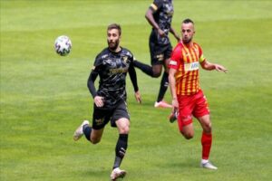 S&uuml;per Lig'de deplasmanda Hes Kablo Kayserispor'la 1-1 berabere kalan G&ouml;ztepe,