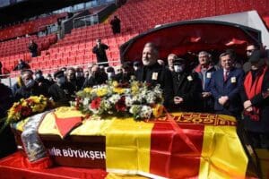 G&ouml;ztepe ve T&uuml;rk futbolunun efsane isimlerinden, eski futbolcu ve teknik
