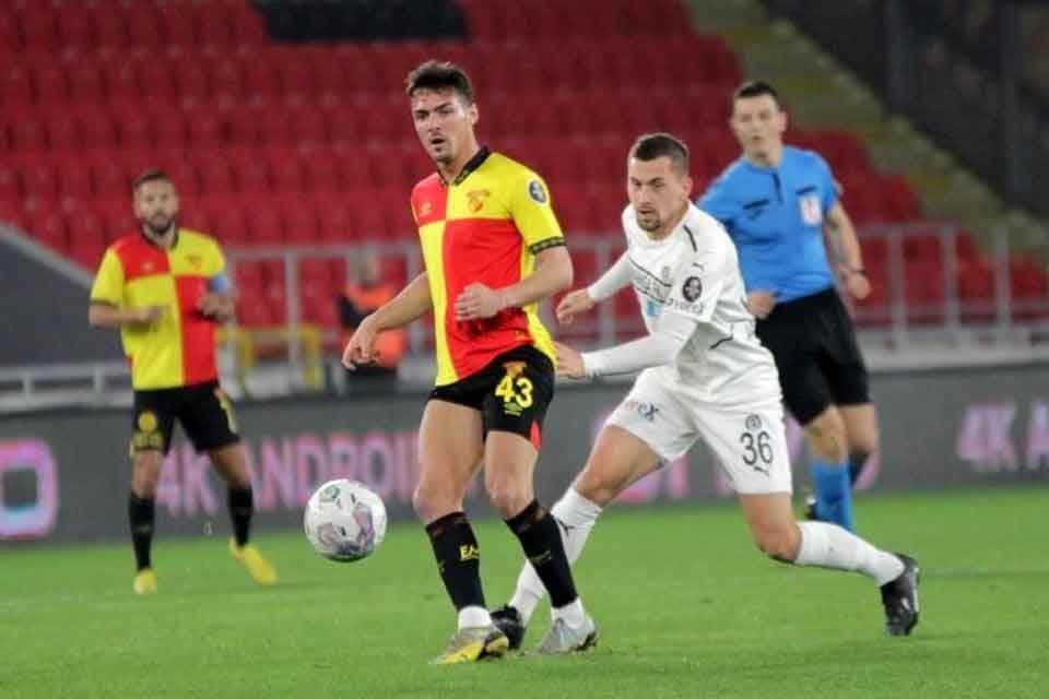Sezon başında Fenerbah&ccedil;e'ye kiralanan kaleci İrfan Can Eğribayat, G&ouml;ztepe tarafından