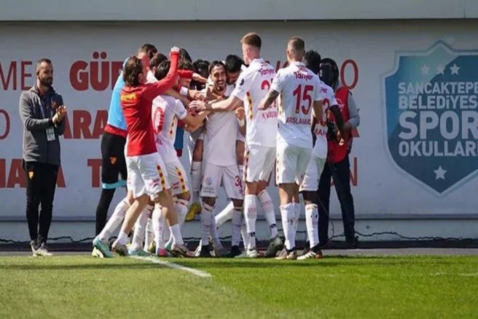Spor Toto 1'inci Lig'de cuma g&uuml;n&uuml; evinde Play-Off yolunda Yılport