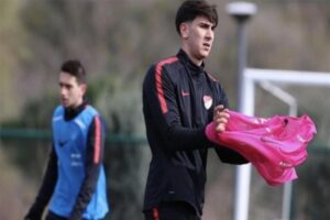 Süper Lig'deki İzmir temsilcilerinden Göztepe, geçen hafta  Avusturya ekibi FC