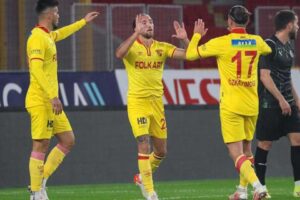 SPOR Toto Süper Lig'de milli araya 9 puanla düşme hattında