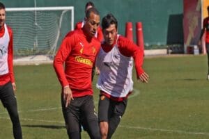 Spor Toto S&uuml;per Lig'de hafta i&ccedil;i mesaisinde Aytemiz Alanyaspor'la deplasmanda