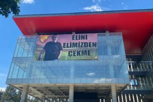 S&uuml;per Lig ekiplerinden G&ouml;ztepe'de Başkan Mehmet Sepil'in g&ouml;revini bırakmasının yankıları