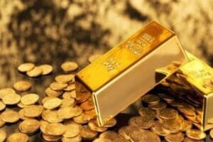 Altındaki y&uuml;kseliş i&ccedil; piyasaya da yansıdı. Gram altın bin 200
