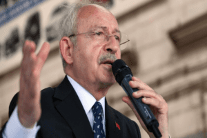 CHP lideri Kemal Kılı&ccedil;daroğlu, şarkıcı G&uuml;lşen'in tutuklanma kararı sonrası yaptığı