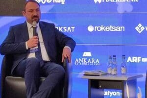 &Ccedil;iğli Belediye Başkanı Utku G&uuml;mr&uuml;k&ccedil;&uuml;, Ankara Ticaret Odası (ATO) &ouml;nc&uuml;l&uuml;ğ&uuml;nde