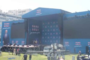 DEMOKRAT GÜNDEM- HABER MERKEZİ-EMİN ŞANLI- Gündoğdu Meydanı’nda saat 15.30’da başlaması