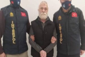 Tutuklanarak cezaevine g&ouml;nderilen Necip Hablemitoğlu suikastı zanlısı eski &Ouml;zel Kuvvetler