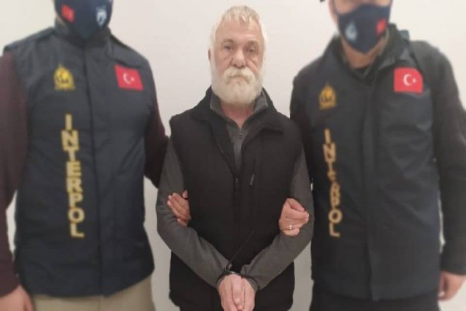 Tutuklanarak cezaevine g&ouml;nderilen Necip Hablemitoğlu suikastı zanlısı eski &Ouml;zel Kuvvetler
