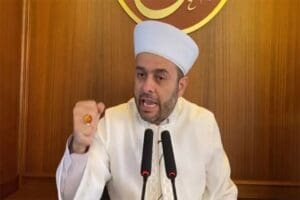 Kadınları hedef alarak &ldquo;Kadın erkek eşitliği tamamen yalan.&nbsp; Sokaklar kasap