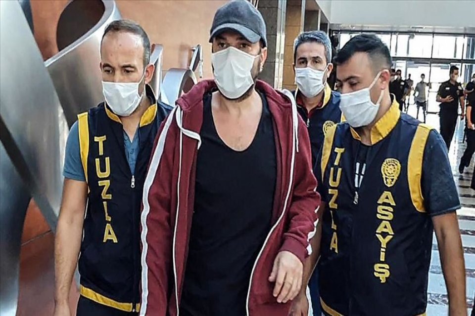 Tuzla&rsquo;da komşusunu darp ettiği gerek&ccedil;esiyle hapis cezasına &ccedil;arptırılan Halil Sezai