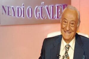 T&uuml;rkiye'de bir d&ouml;neme damga vuran usta sunucu ve gazeteci Halit