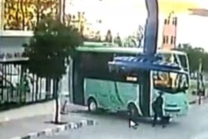 Manisa'da, yaya ge&ccedil;idinde Emine Parlak'a (45) &ccedil;arpıp &ouml;l&uuml;m&uuml;ne neden olan