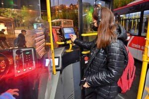 İzmir B&uuml;y&uuml;kşehir Belediye Başkanı Tun&ccedil; Soyer&rsquo;in, Mart 2019&rsquo;da g&ouml;reve gelir