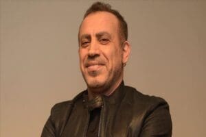 AHBAP Derneği'nin kurucusu, sanat&ccedil;ı Haluk Levent, deprem b&ouml;lgesinde hayata ge&ccedil;irecekleri