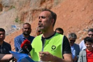 AHBAP Derneği Başkanı Haluk Levent, &ccedil;&ouml;p ithalatına dikkate &ccedil;ekmek amacıyla