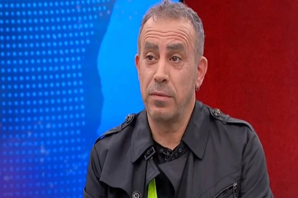 AHBAP Derneği'nin kurucusu ve sanat&ccedil;ı Haluk Levent, FOX TV'de İlker