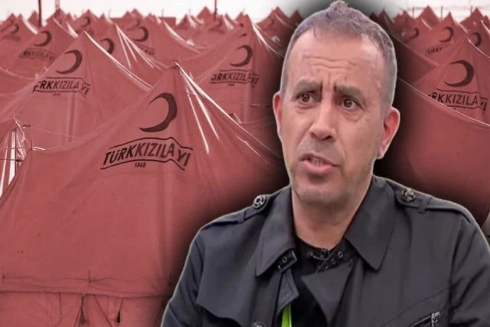 FOX TV'de, Cumhuriyet'in ortaya &ccedil;ıkardığı 'Kızılay AHBAP'a &ccedil;adır sattı' tartışmalarına