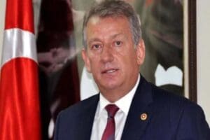 Sağlık Bakanlığı, eski CHP Trabzon Milletvekili Haluk Pekşen'in &ouml;l&uuml;m&uuml;yle ilgili