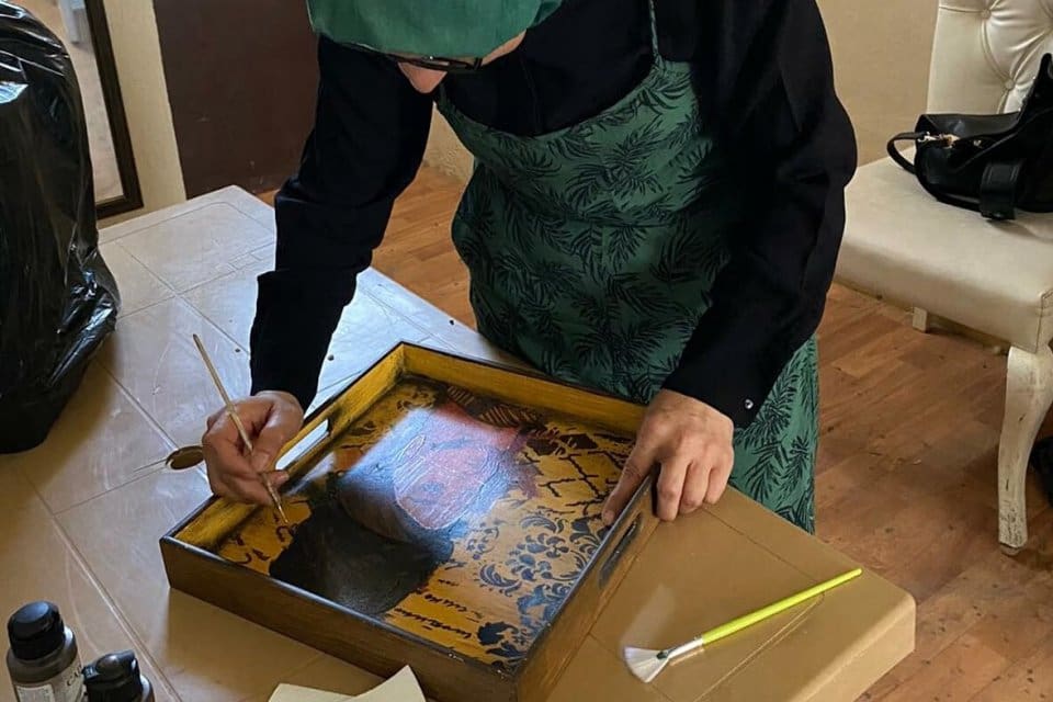İzmir''in Tire il&ccedil;esinde yaşayan Rahime Yıldırım (50), aynı g&uuml;n hem