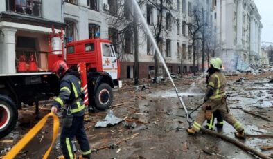 Harkov’da polis merkezi vuruldu