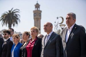 İzmir&rsquo;in işgali sırasında direnişin kıvılcımını ateşleyen şehit Gazeteci Hasan Tahsin,