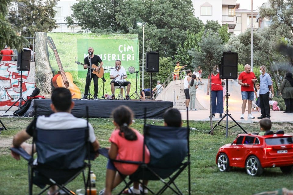 Yaz aylarının sıcak akşamları Buca &Ccedil;im Konserleri ile keyiflenecek. Temmuz
