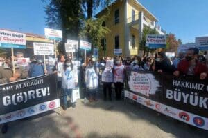 T&Uuml;M T&uuml;rkiye'de olduğu gibi 14 Mart Tıp Bayramı İzmir'de de