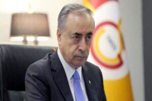 Galatasaray Başkanı Mustafa Cengiz'in beyninde yeniden t&uuml;m&ouml;re rastlandı. Galatasaray'ın eski