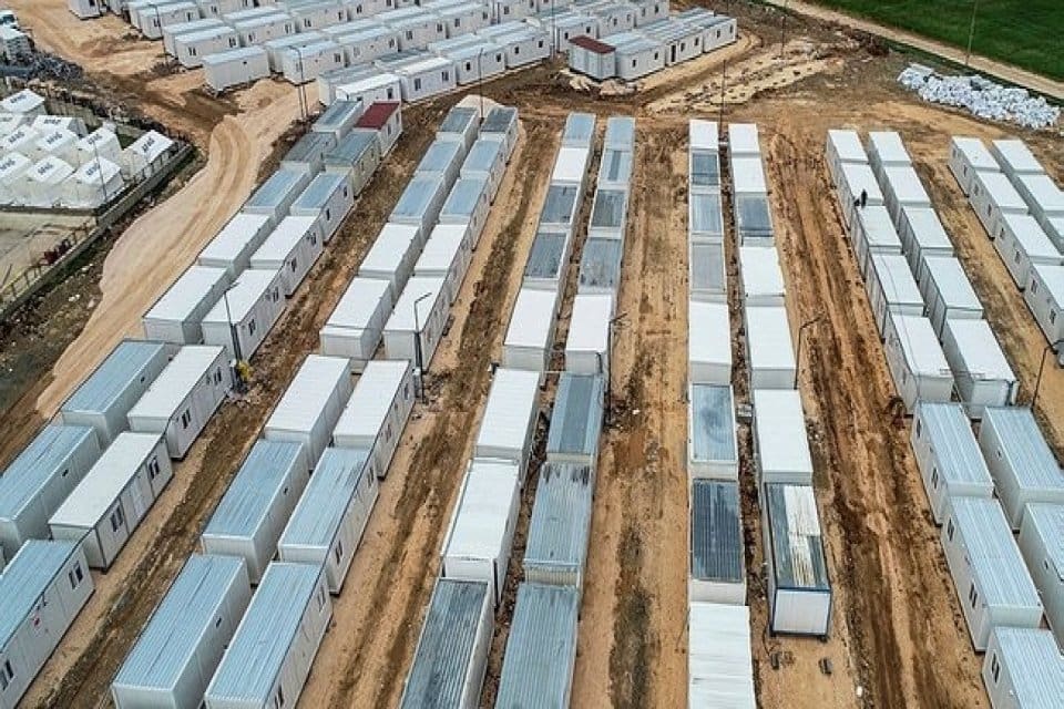 Hatay Valiliği, depremzedelerin barınma ihtiya&ccedil;larına y&ouml;nelik konteyner kent alanları oluşturulması