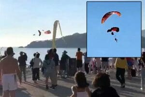 Muğla'nın Fethiye il&ccedil;esinde d&uuml;zenlenen &Ouml;l&uuml;deniz Hava Oyunları Festivali etkinlikleri kapsamında