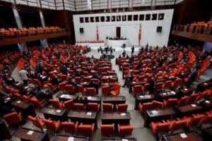 'Hazineye Ait Taşınmaz Malların Değerlendirilmesi', 'Katma Değer Vergisi Kanununda Değişiklik