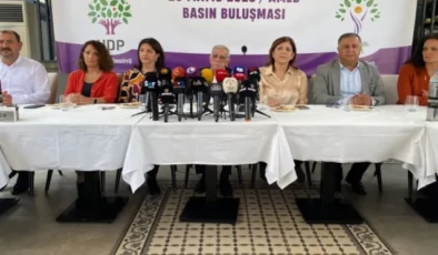 Ahmet Türk, HDP ve YSP’den sandığa gitme çağrısı: ‘Tekrar kazanırsa, toplum nefessiz kalır’