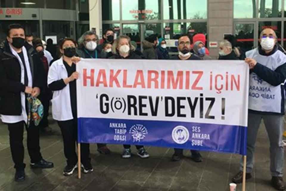 Bug&uuml;n 14 Mart Tıp Bayramı. Sağlık&ccedil;ılar bug&uuml;n ve yarın t&uuml;m