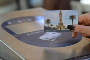 İzmir Valiliği İl Hıfzıssıhha Kurulu’nun, pandemiyle mücadele kapsamında aldığı karar