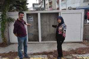 İzmir'de ge&ccedil;en yıl 30 Ekim'de meydana gelen depremin ardından hasar