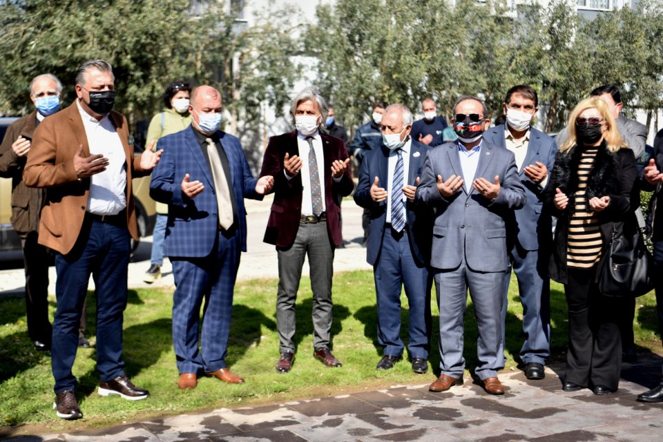 Bornova Belediyesi, Hocalı Katliamı'nın 29. yılında Karacaoğlan Mahallesi'ndeki Azerbaycan Dostluk