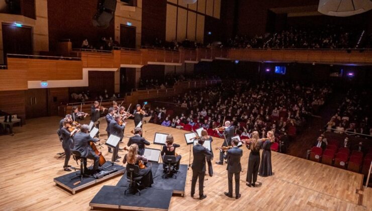 Hollanda Oda Orkestrası'ndan müzik ziyafeti