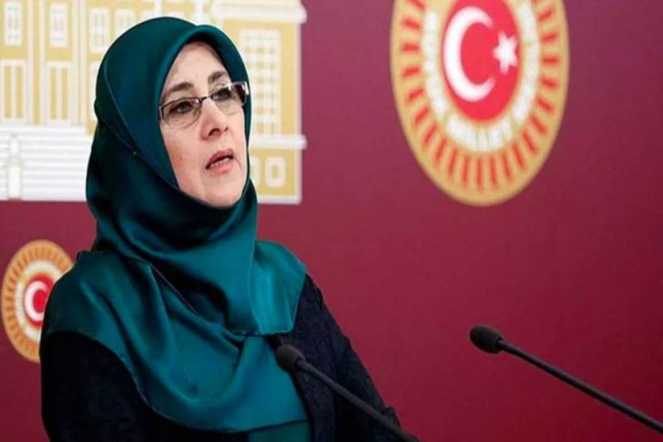 HDP İstanbul Milletvekili&nbsp;H&uuml;da Kaya,&nbsp;28'nci d&ouml;nemde milletvekili olmayacağını duyurdu. Kaya, Twitter'dan