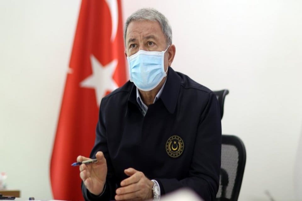Milli Savunma Bakanı Hulusi Akar; kara, deniz ve hava kuvvetleri