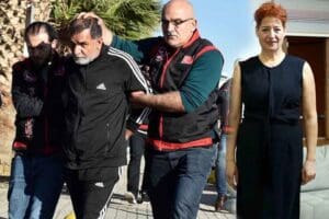 İzmir'de eşi H&uuml;lya Şellavcı Yeğin'i (52) tasarlayarak &ouml;ld&uuml;rmek su&ccedil;undan yargılanan
